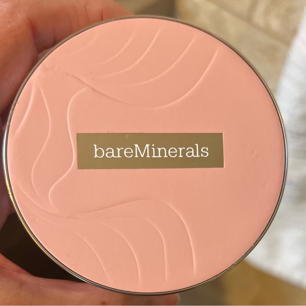 New Super-size Deluxe BareMinerals Original Foundation in Medium Beige 12 color.